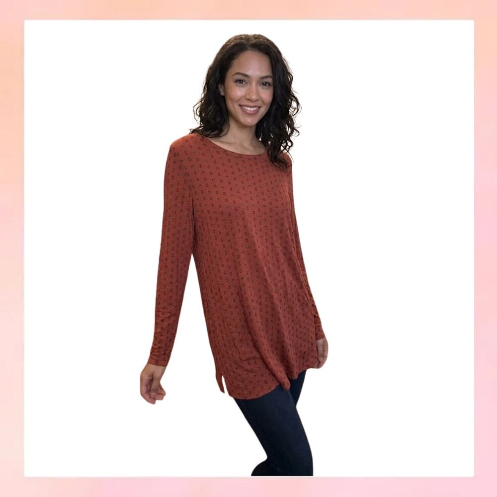 Logo Lori Goldstein Rust Red Printed Long Sleeve Top